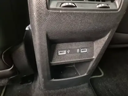 Photo 38 Peugeot 308  PureTech 130ch S&S EAT8