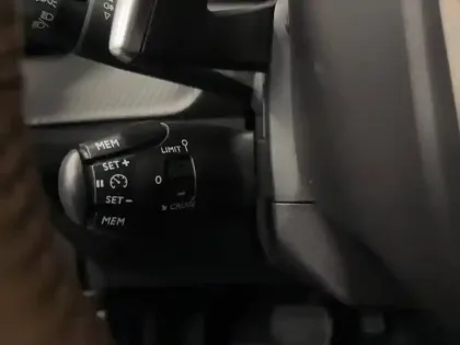 Photo 16 Peugeot 2008  PureTech 130 S&S EAT8