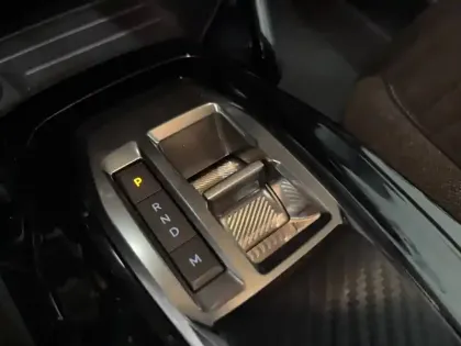 Photo 12 Peugeot 2008  PureTech 130 S&S EAT8