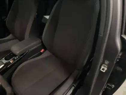 Photo 9 Peugeot 2008  PureTech 130 S&S EAT8