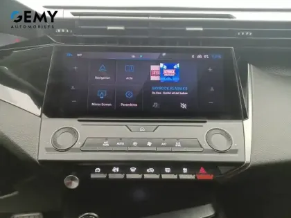 Photo 13 Peugeot 308  SW BlueHDi 130ch S&S EAT8