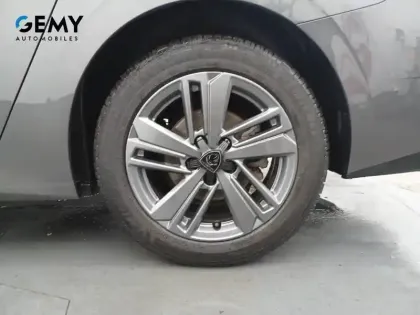 Photo 10 Peugeot 308  SW BlueHDi 130ch S&S EAT8