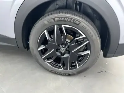 Photo 12 Peugeot 3008  Hybrid 136 e-DCS6