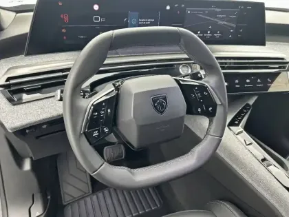 Photo 8 Peugeot 3008  Hybrid 136 e-DCS6