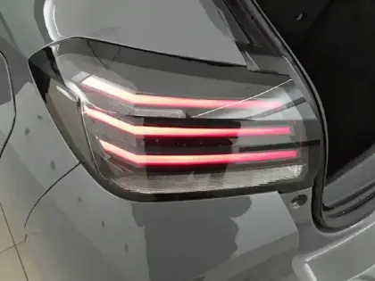 Photo 16 Peugeot 208  Hybrid 110 e-DCS6