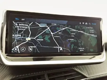 Photo 14 Peugeot 208  Hybrid 110 e-DCS6