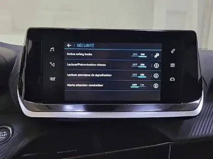 Photo 20 Peugeot 208  BlueHDi 100 S&S BVM6