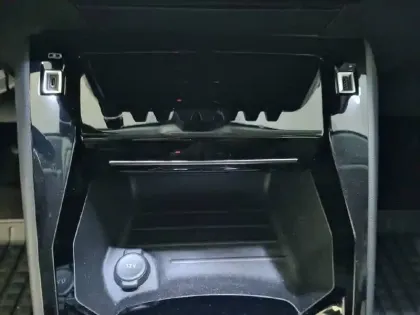 Photo 23 Peugeot 208  BlueHDi 100 S&S BVM6