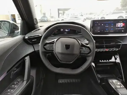 Photo 48 Peugeot 2008  Hybrid 110 e-DCS6