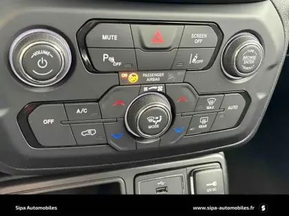 Photo 28 Jeep Renegade  1.5 Turbo T4 130 ch BVR7 e-Hybrid