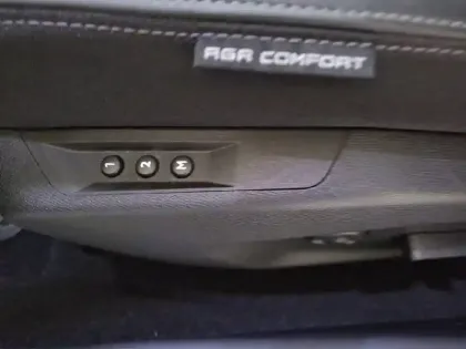 Photo 32 Peugeot 308  PHEV 225 e-EAT8