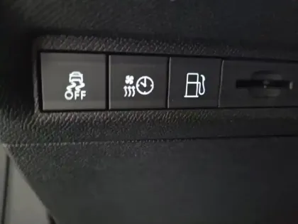 Photo 29 Peugeot 308  PHEV 225 e-EAT8