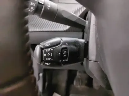 Photo 39 Peugeot 208 Gén. II Ph1 NG Style 5