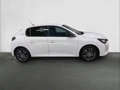 Photo 43 Peugeot 208  PureTech 75 S&S BVM5