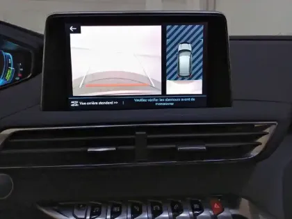 Photo 95 Peugeot 3008  Hybrid 225 e-EAT8