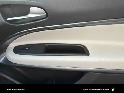 Photo 29 Fiat 600  1.2 Hybrid 100ch DCT6