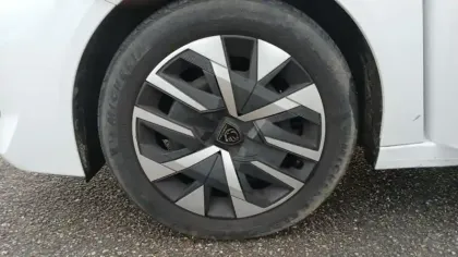 Photo 48 Peugeot 208  PureTech 75 S&S BVM5