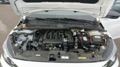 Photo 51 Peugeot 208  PureTech 75 S&S BVM5