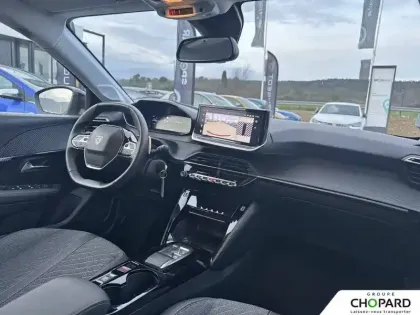 Photo 34 Peugeot 208  Hybrid 100 e-DCS6