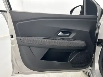 Photo 33 Dacia Jogger  ECO-G 100 7 places