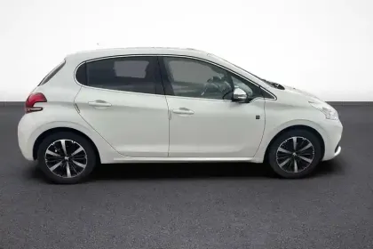 Photo 6 Peugeot 208  PureTech 110ch S&S BVM6