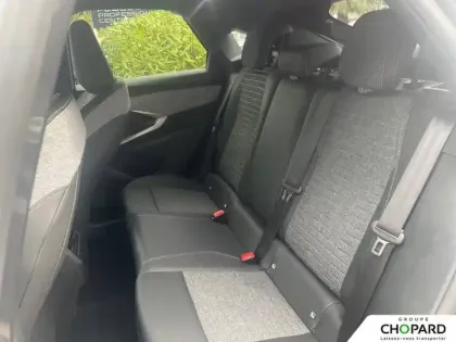 Photo 10 Peugeot 3008  Hybrid 136 e-DCS6