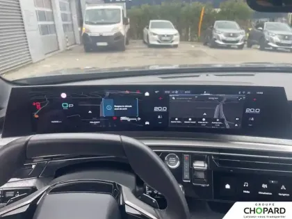 Photo 19 Peugeot 3008  Hybrid 136 e-DCS6