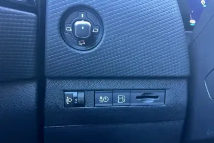 Photo 83 DS DS 4  Hybride E-Tense 225 EAT8