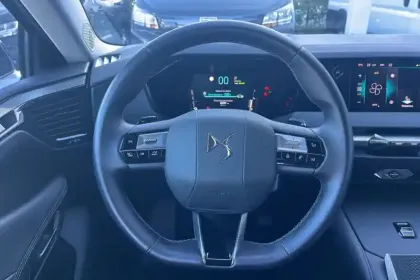 Photo 42 DS DS 4  Hybride E-Tense 225 EAT8