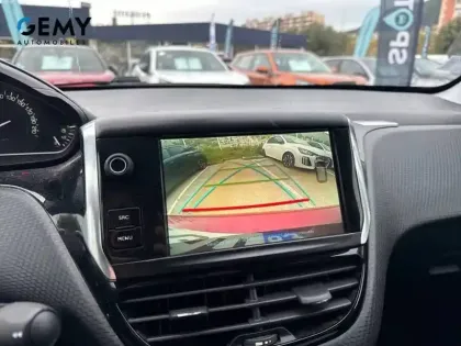 Photo 12 Peugeot 208  PureTech 82ch S&S BVM5 6.2 Evap