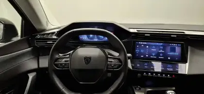 Photo 16 Peugeot 308  PureTech 130ch S&S BVM6