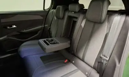 Photo 13 Peugeot 308  PureTech 130ch S&S BVM6