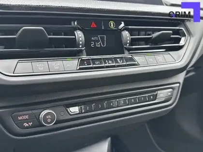 Photo 7 BMW Serie 1 116i 109 ch DKG7