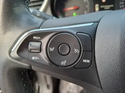 Photo 28 Opel Grandland X  1.2 Turbo 130 ch