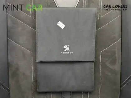 Photo 28 Peugeot 3008  Hybrid4 300 e-EAT8