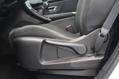 Photo 66 Renault Scenic  TCe 115 FAP