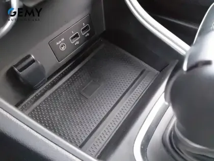 Photo 24 Renault Captur  E-Tech 145 - 21