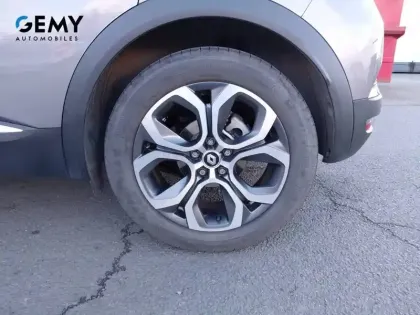 Photo 10 Renault Captur  E-Tech 145 - 21