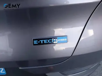 Photo 28 Renault Captur  E-Tech 145 - 21