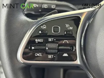 Photo 15 Mercedes Classe A  180 7G-DCT