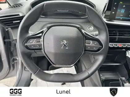 Photo 12 Peugeot 208  Electrique 50 kWh 136ch