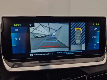Photo 34 Peugeot 2008  Electrique 136 ch