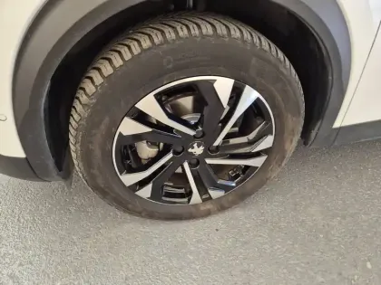 Photo 25 Peugeot 2008  Electrique 136 ch