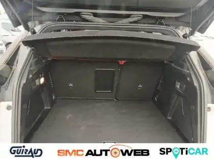 Photo 47 Peugeot 3008  Hybrid 225 e-EAT8