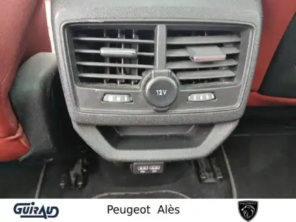 Photo 13 Peugeot 3008  Hybrid 225 e-EAT8