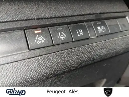 Photo 16 Peugeot 3008  Hybrid 225 e-EAT8