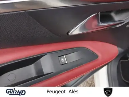 Photo 12 Peugeot 3008  Hybrid 225 e-EAT8