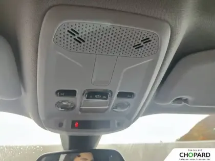 Photo 17 Peugeot 2008  PureTech 100 S&S BVM6