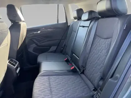 Photo 13 Volkswagen Tiguan  2.0 TDI 150ch DSG7