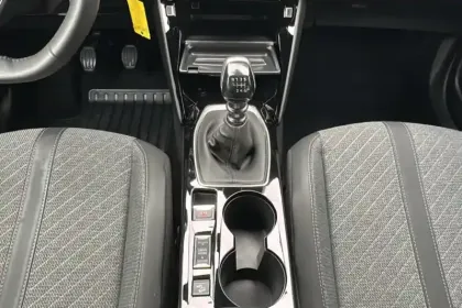 Photo 18 Peugeot 2008  PureTech 100 S&S BVM6